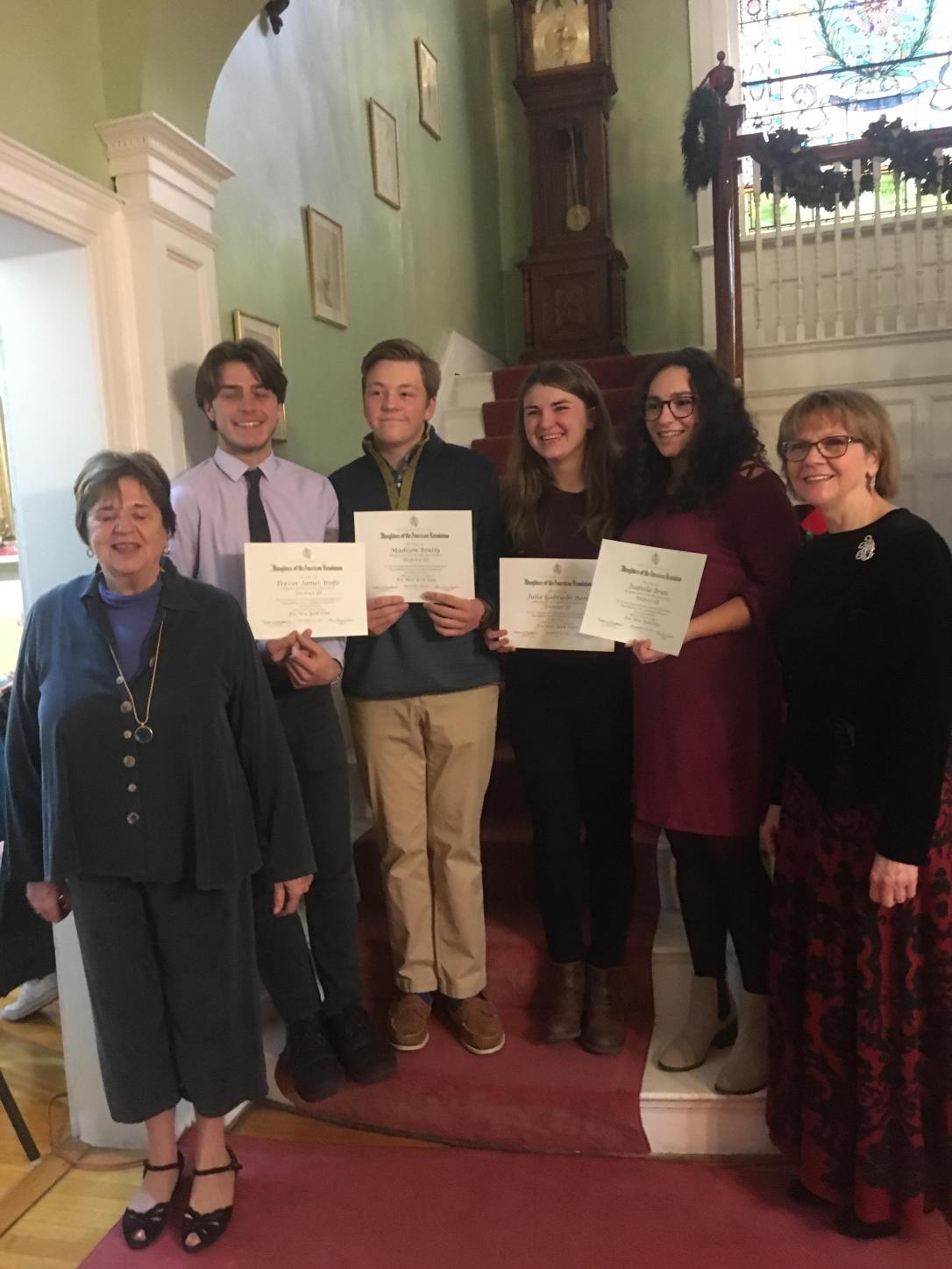 79438185_731455747375956_4560612243028312064_n